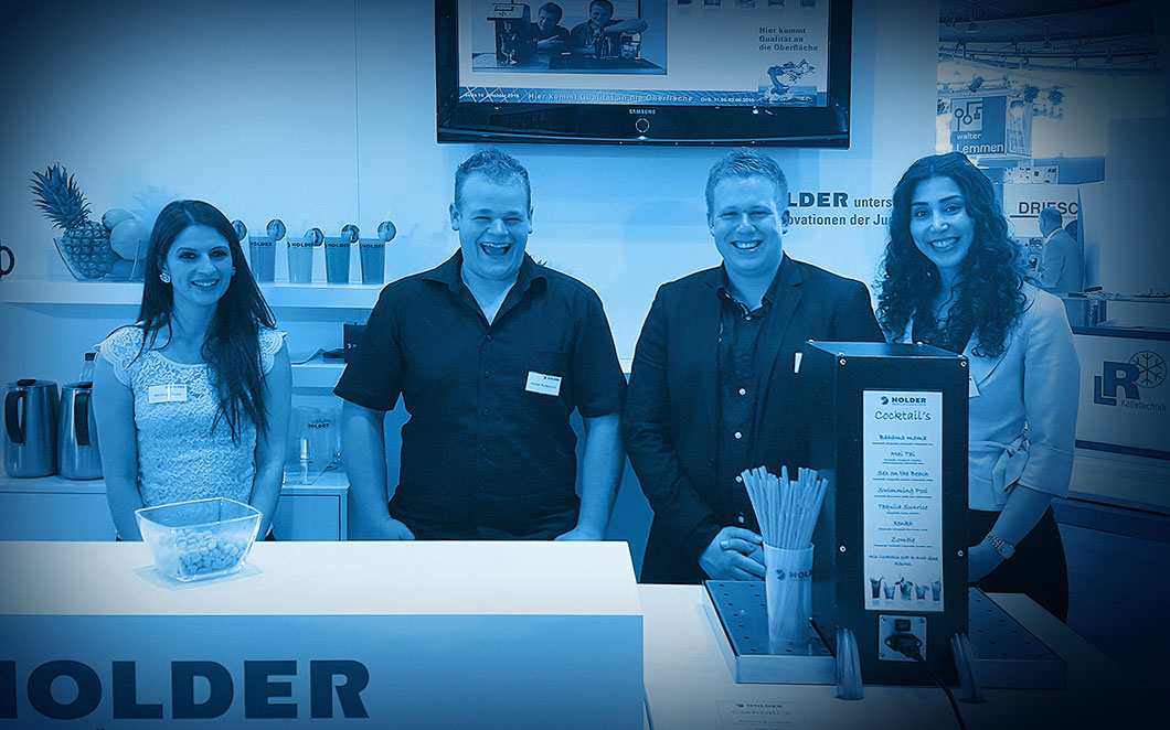 Mitarbeiterinnen und Mitarbeiter bei Holder